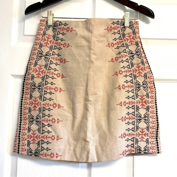 Ann Taylor Loft Tan Embroidered Aztec Boho Linen Skirt women’s size 4 - Picture 2 of 9